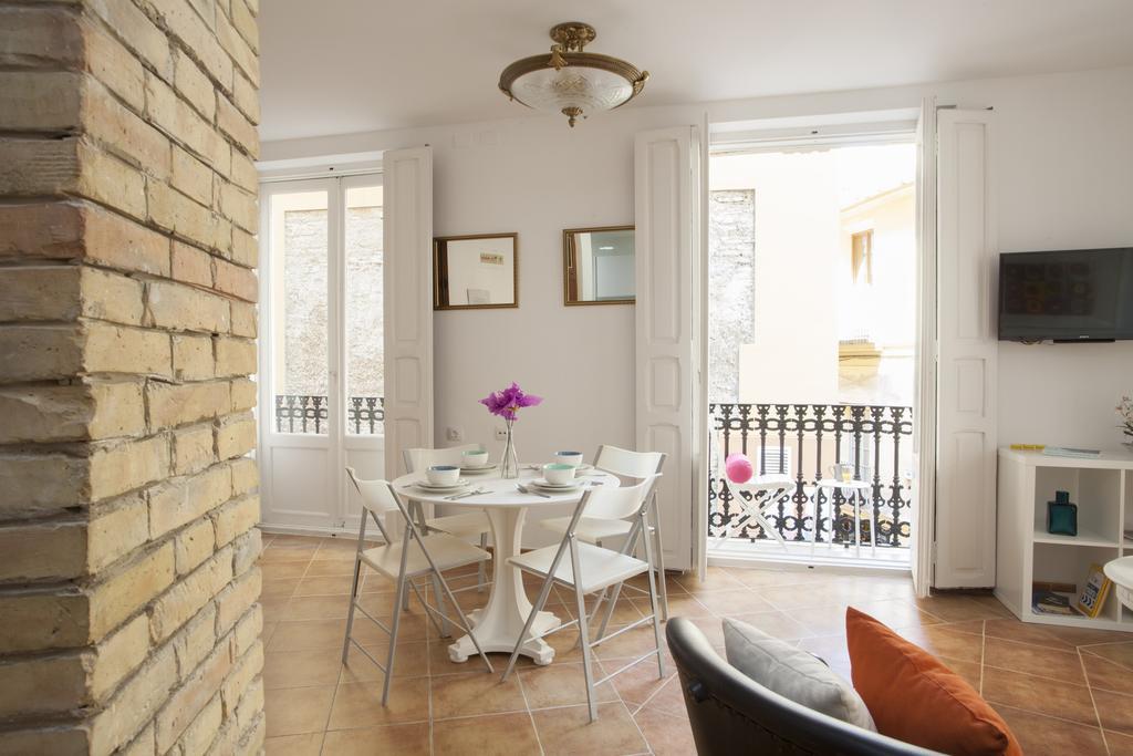 Singularstays Roteros Valencia Bagian luar foto