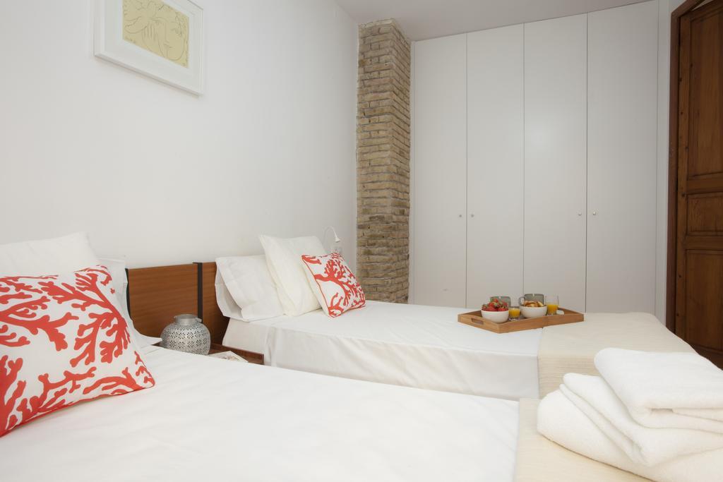 Singularstays Roteros Valencia Bagian luar foto